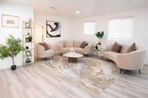 Cozy LA Suite Near USC and Downtown Attractions- Private room with shared access